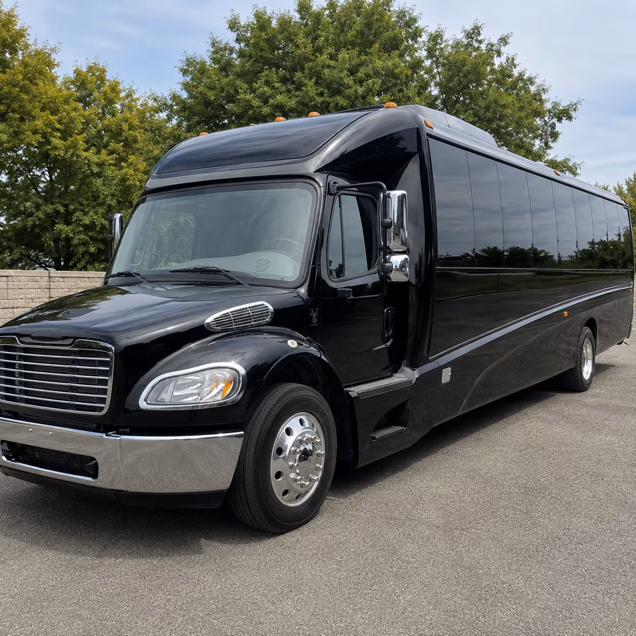 gilbert 18 passenger minibus