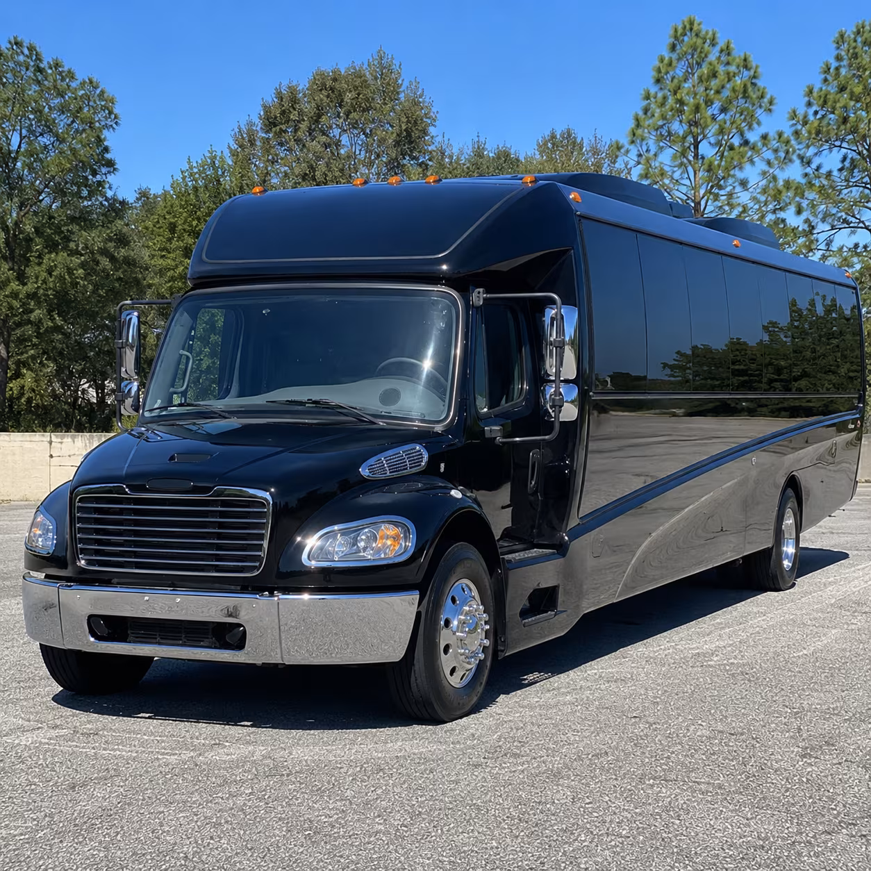 gilbert 20 passenger minibus