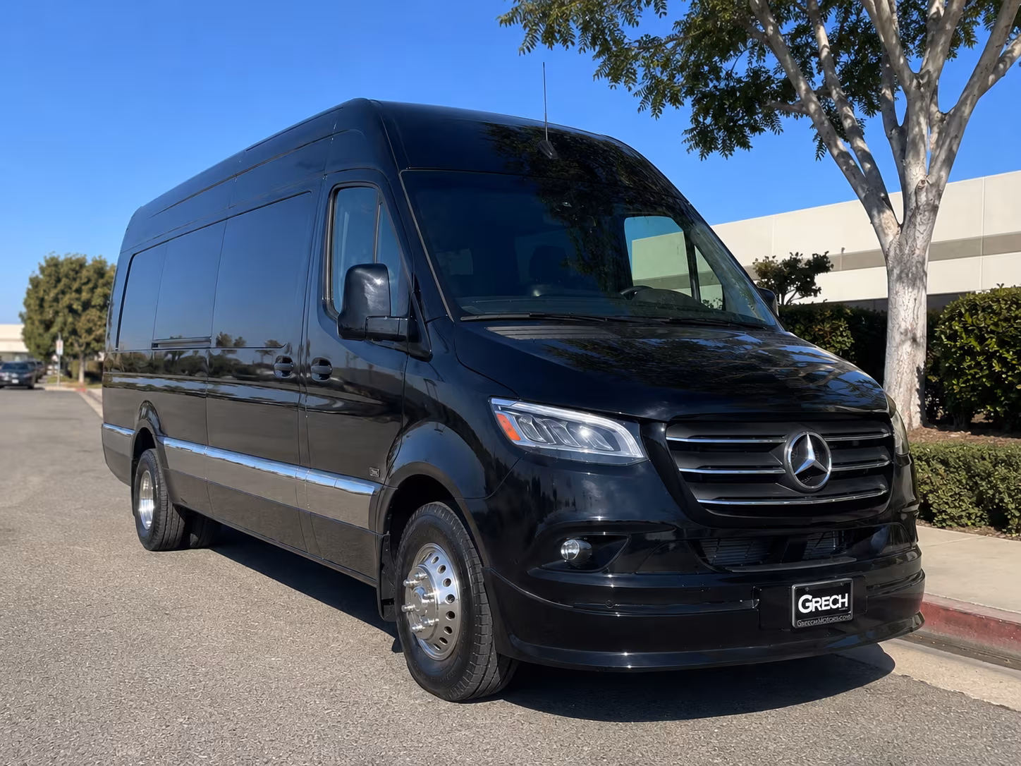 gilbert sprinter limousine