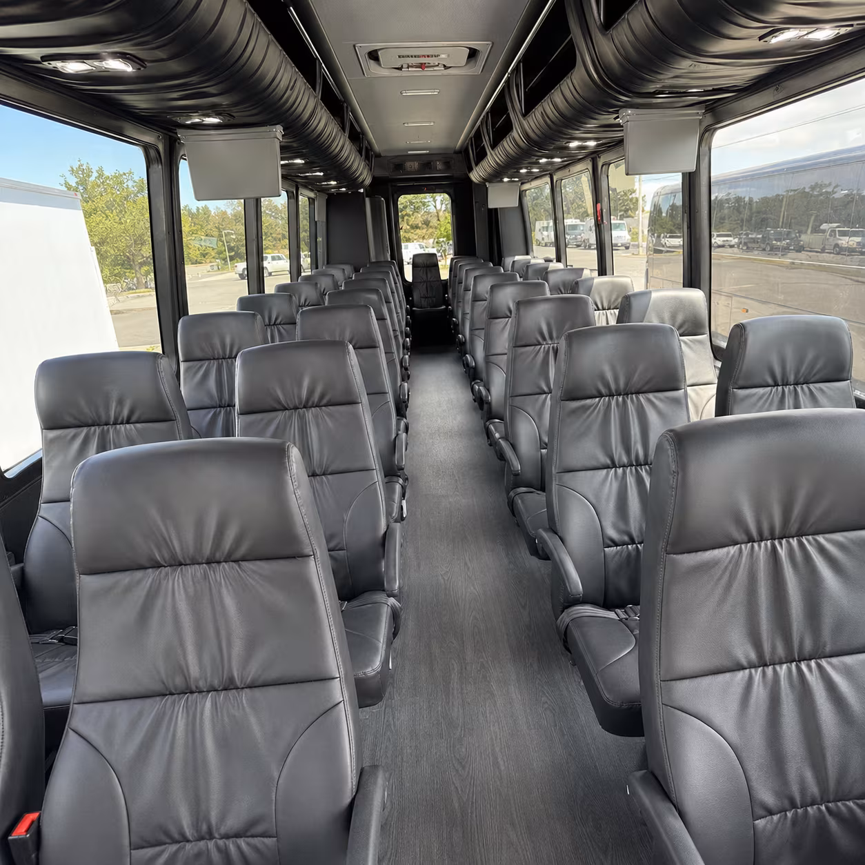 minibus rentals for verde valley winery tours from gilbert